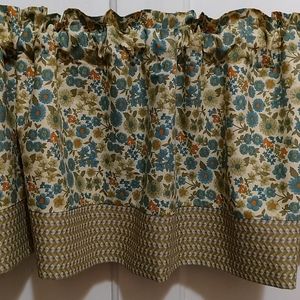 Homemade reversible valances